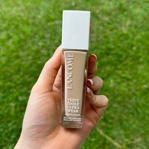 Lancôme Teint Idole Ultra Wear Care & Glow spf 27